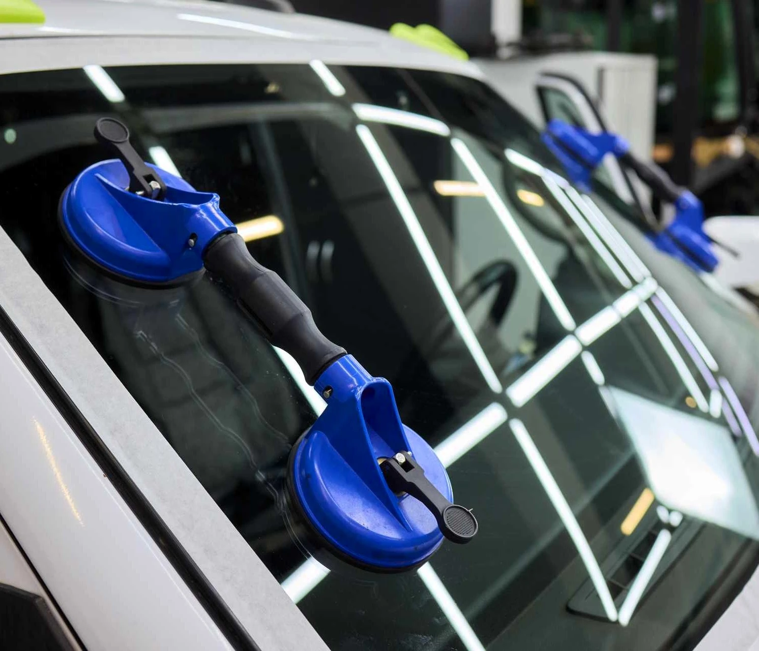 VERT PARE BRISE - vente_vitrage_auto